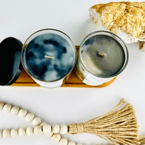 Méli Noir Candle- with notes of Honeysuckle Mint 9oz - Picture 9 of 12